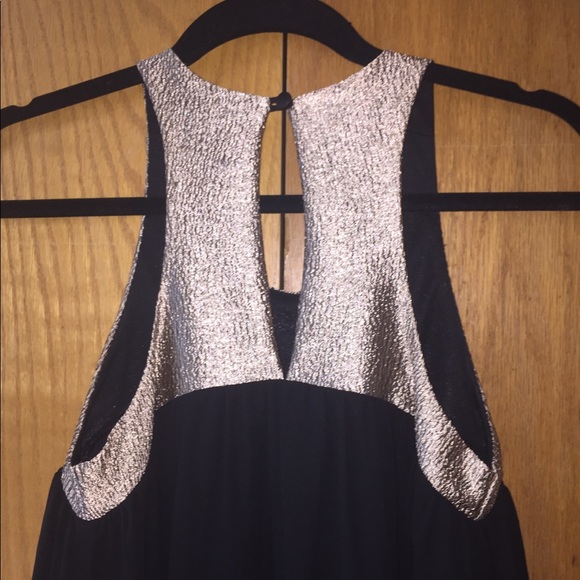 Dress - Picture 3 of 6